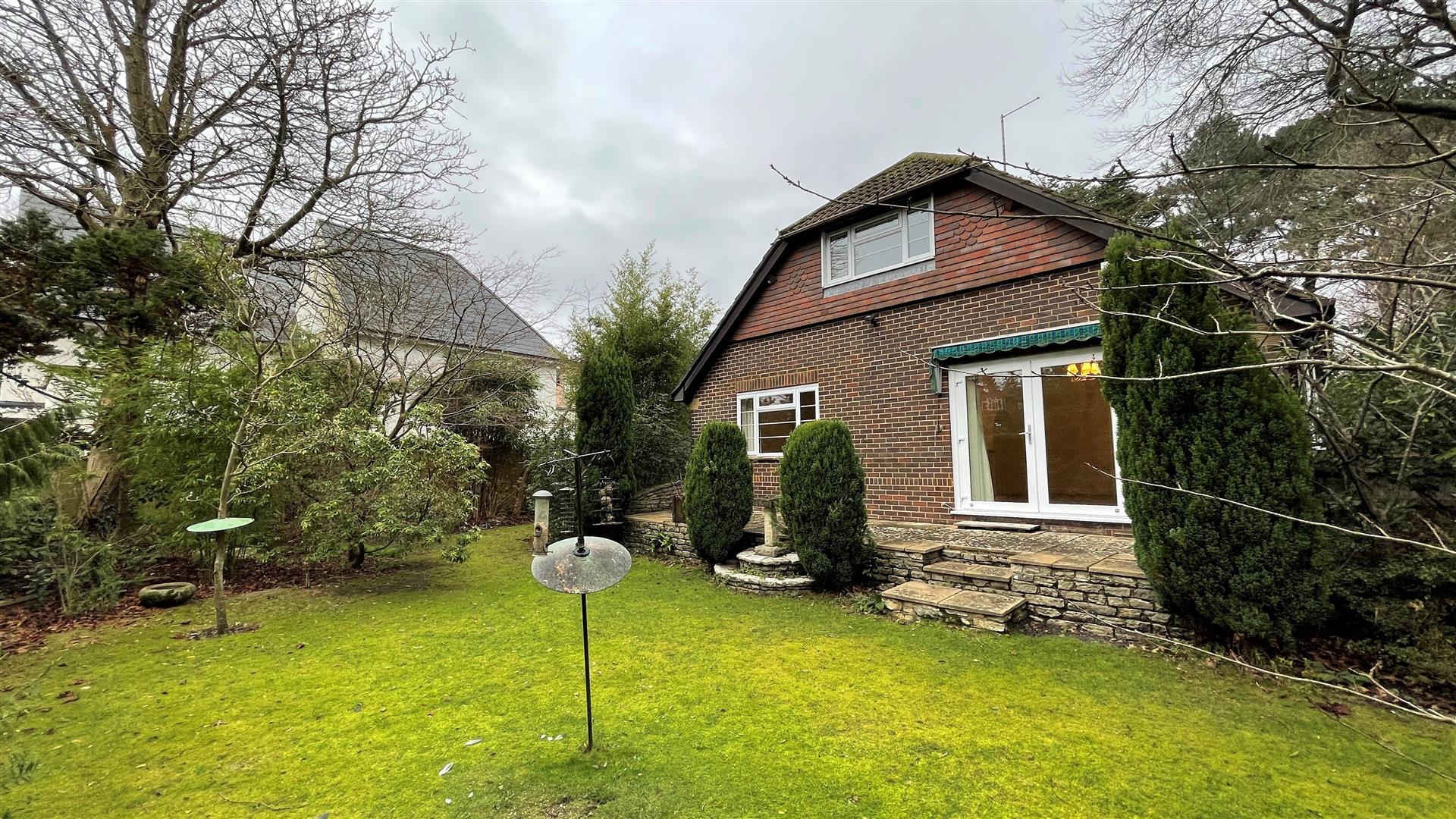 4 Bedroom House Cliff Drive, Canford Cliffs